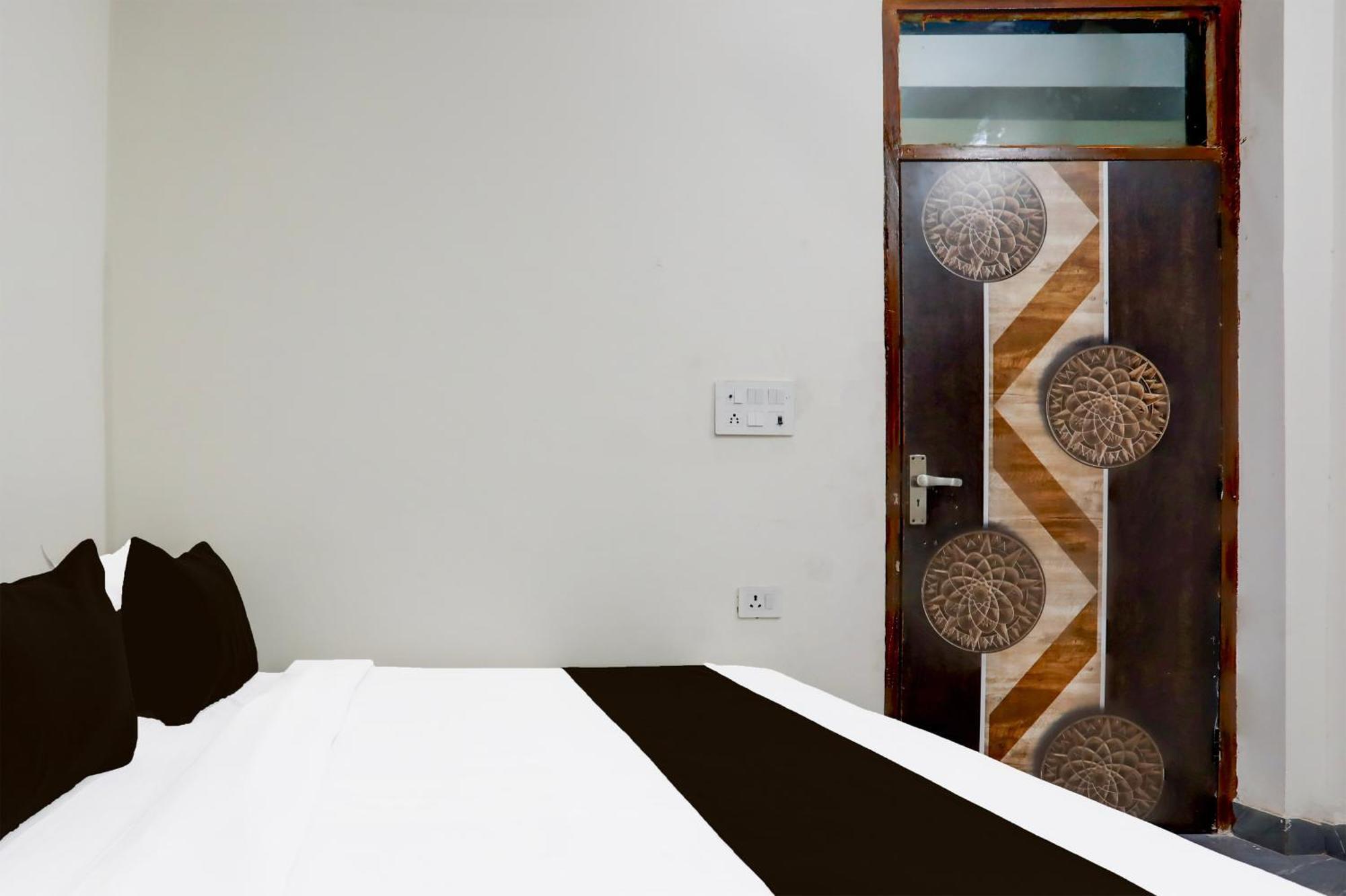 Super Hotel O Kalka Faridabad Eksteriør bilde
